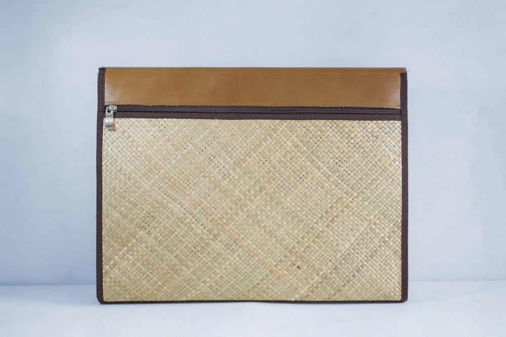 Liham (Natural Tan) Laptop Sleeve