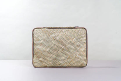Amakan Laptop Sleeve